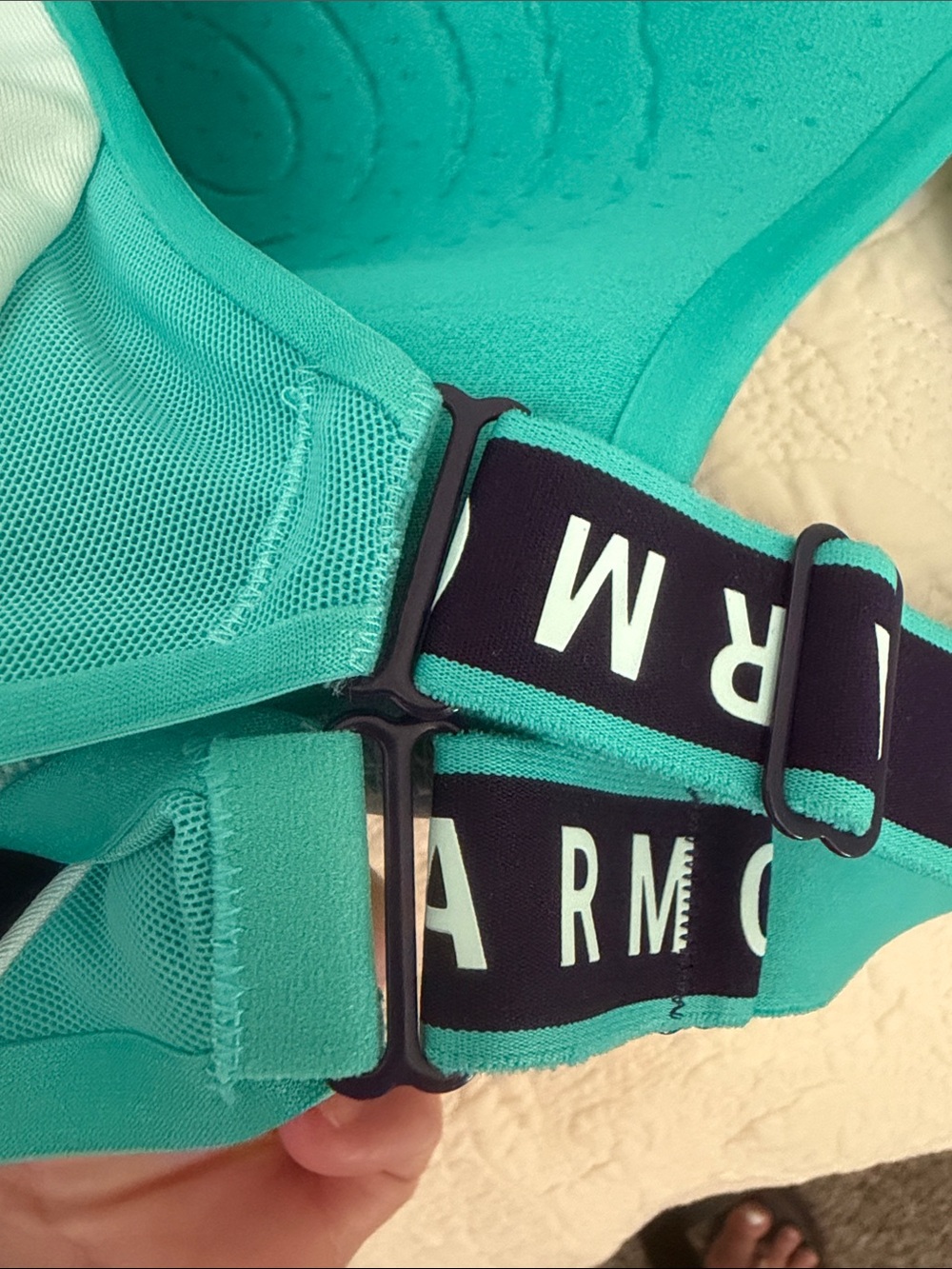 Under Armour Sports Bra 1X - Picture 11 of 11